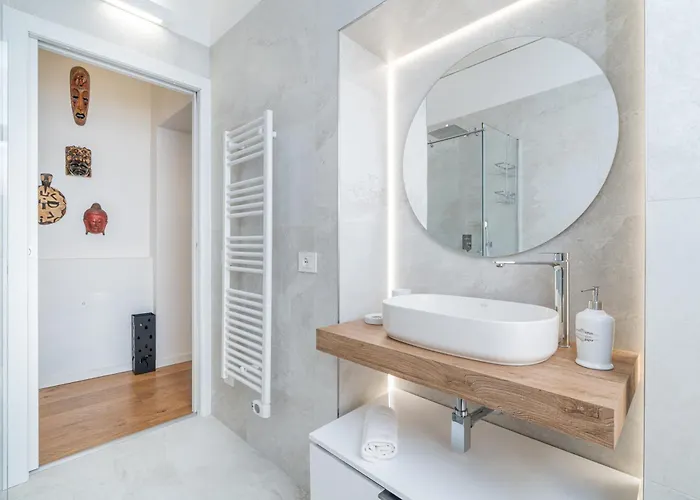 The Space Arena 100m Appartement *